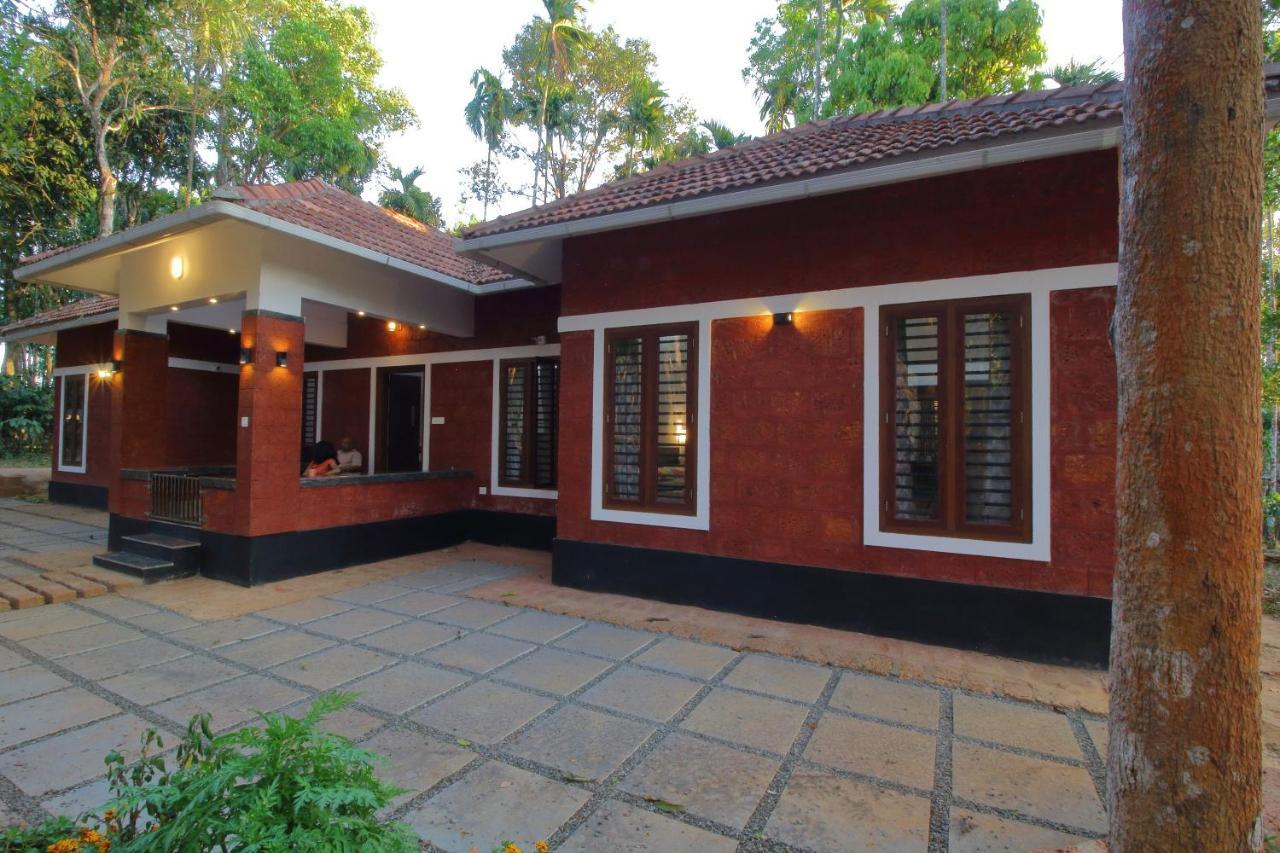 Tall Trees - Modern Forest Villa In Wayanad Sultan Bathery Eksteriør bilde