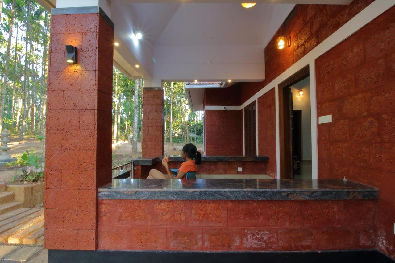 Tall Trees - Modern Forest Villa In Wayanad Sultan Bathery Eksteriør bilde